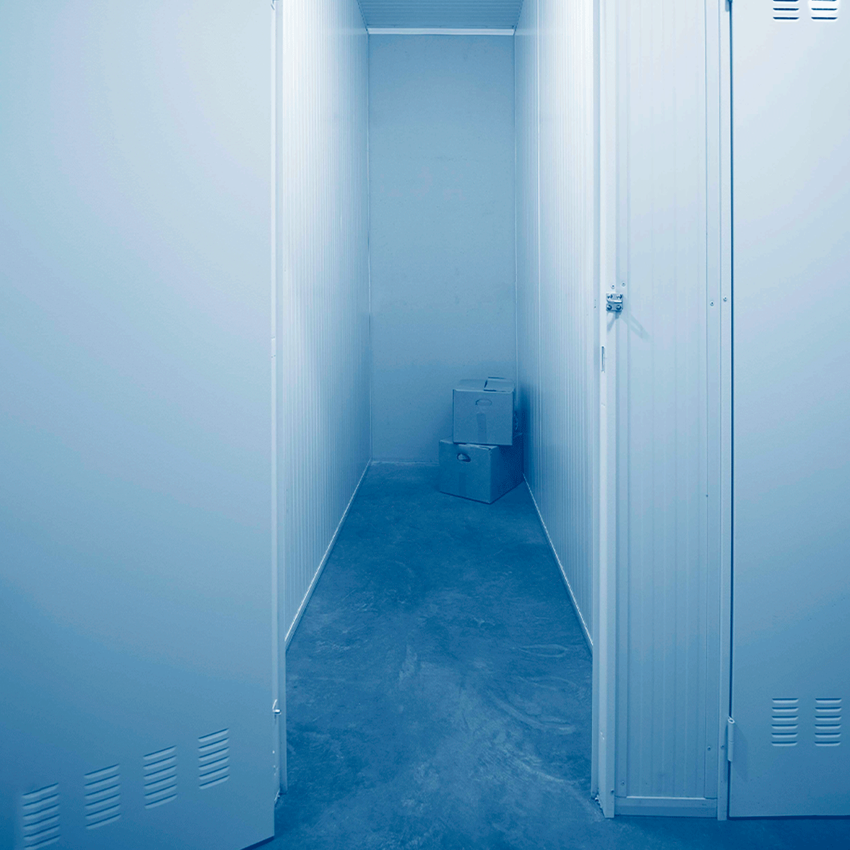 Interior de un trastero pequeño de El Cuarto de los Trastos